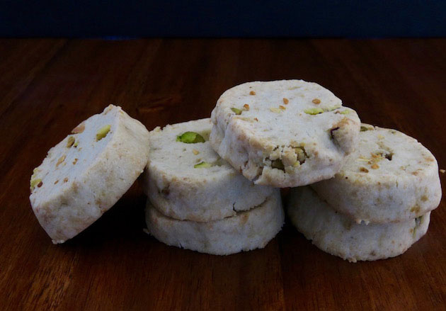 Gorgonzola Pistachio Shortbreads–These