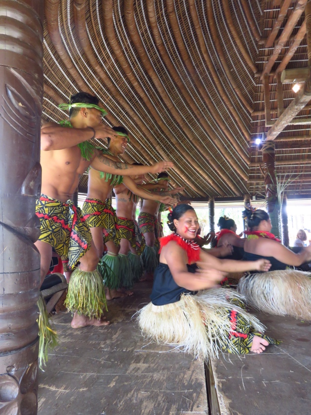 Samoa–FiaFia dancers