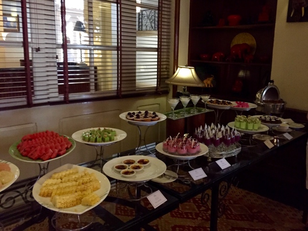 Siem Reap–hotel lunch buffet, desserts